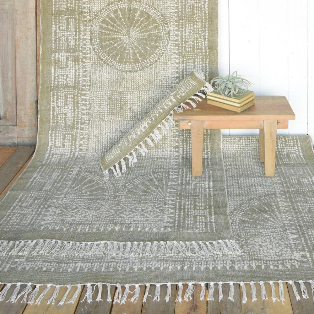 4’ x 6’ Putty Distressed Medallion Area Rug - 389069. Picture 3