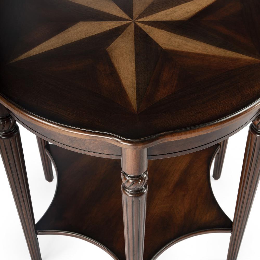 Traditional Cherry Accent Table. Picture 3
