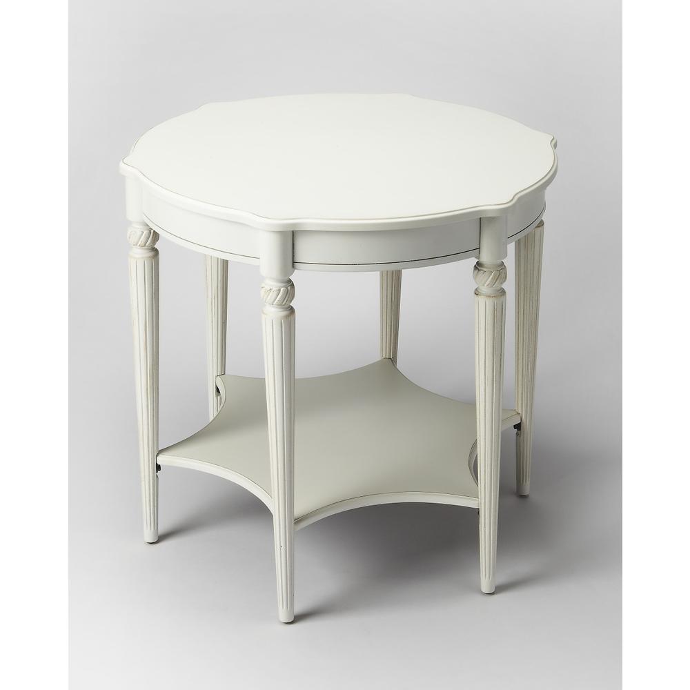 Cottage White Accent Table. Picture 3