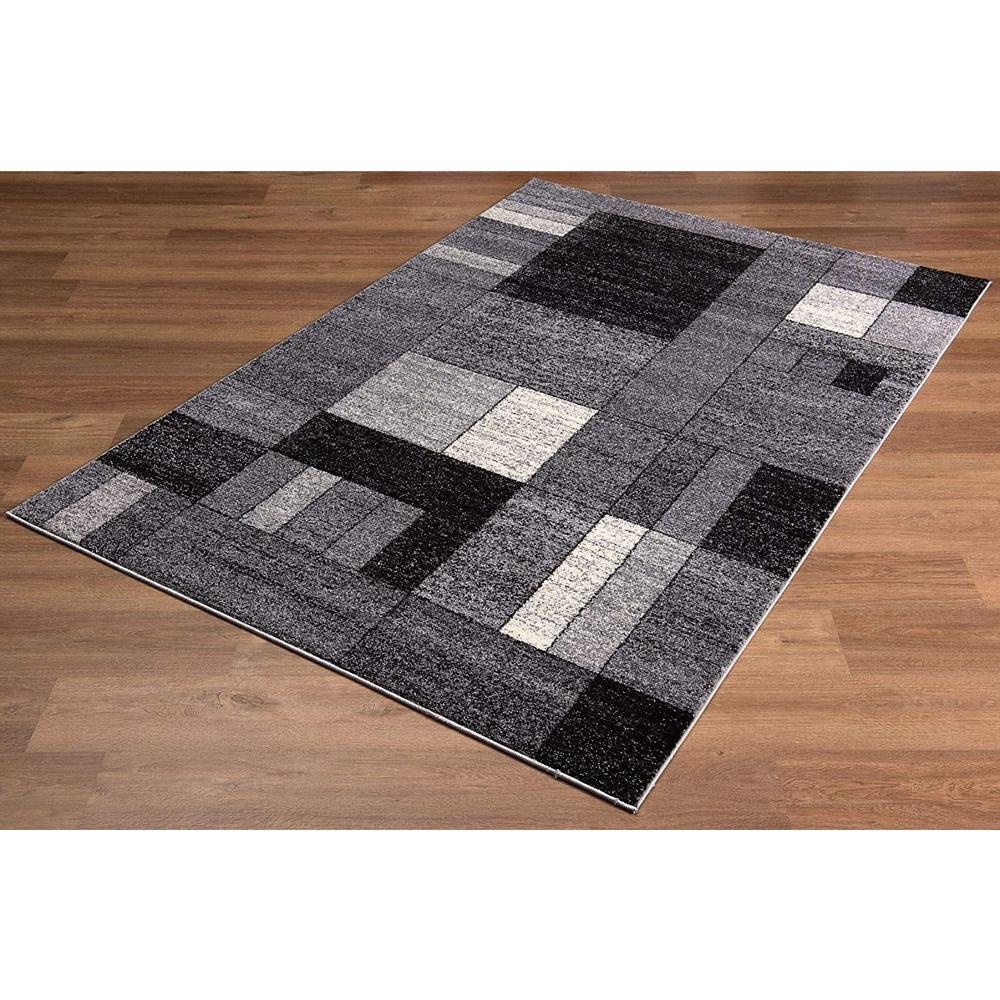 4’ x 6’ Gray Distressed Geometric Area Rug Grey. Picture 3