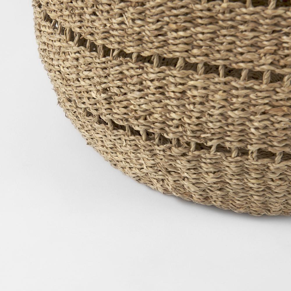 Set of Two Woven Wicker  Storage Baskets. Picture 7