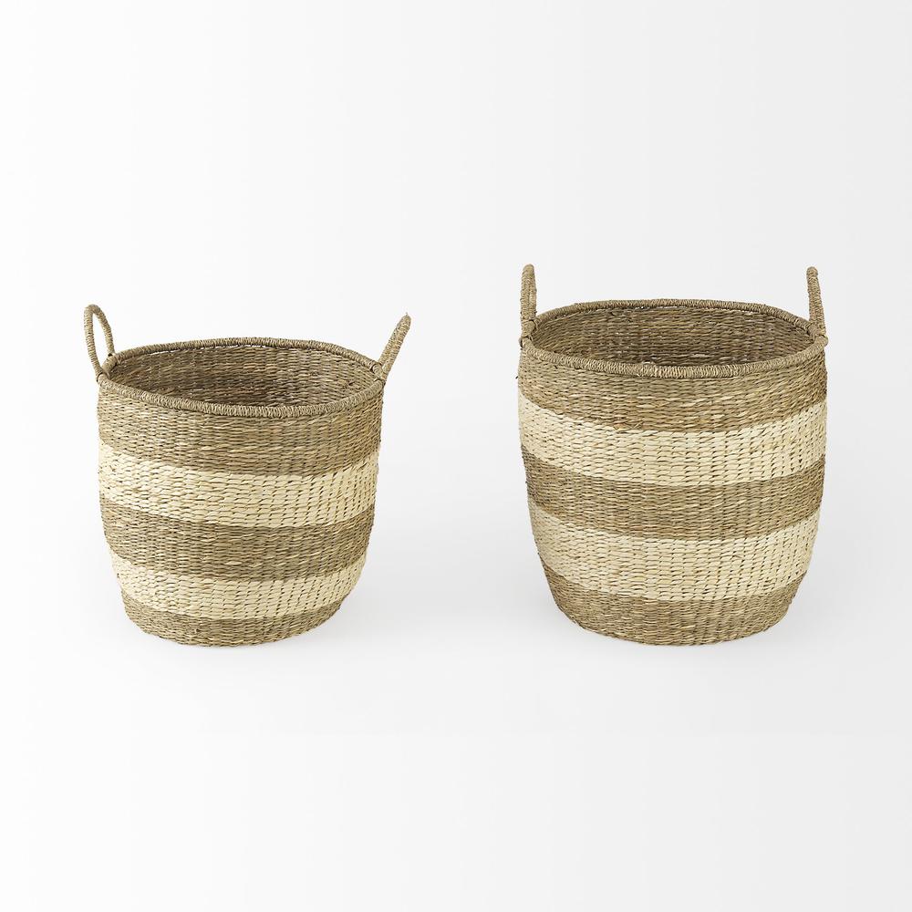 Set of Two Round Wicker Storage Baskets. Picture 2