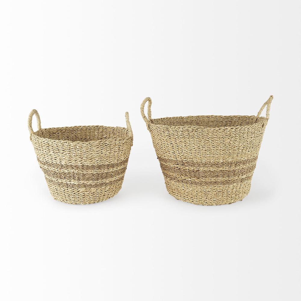 Set of Two Detailed Wicker Storage Baskets. Picture 2