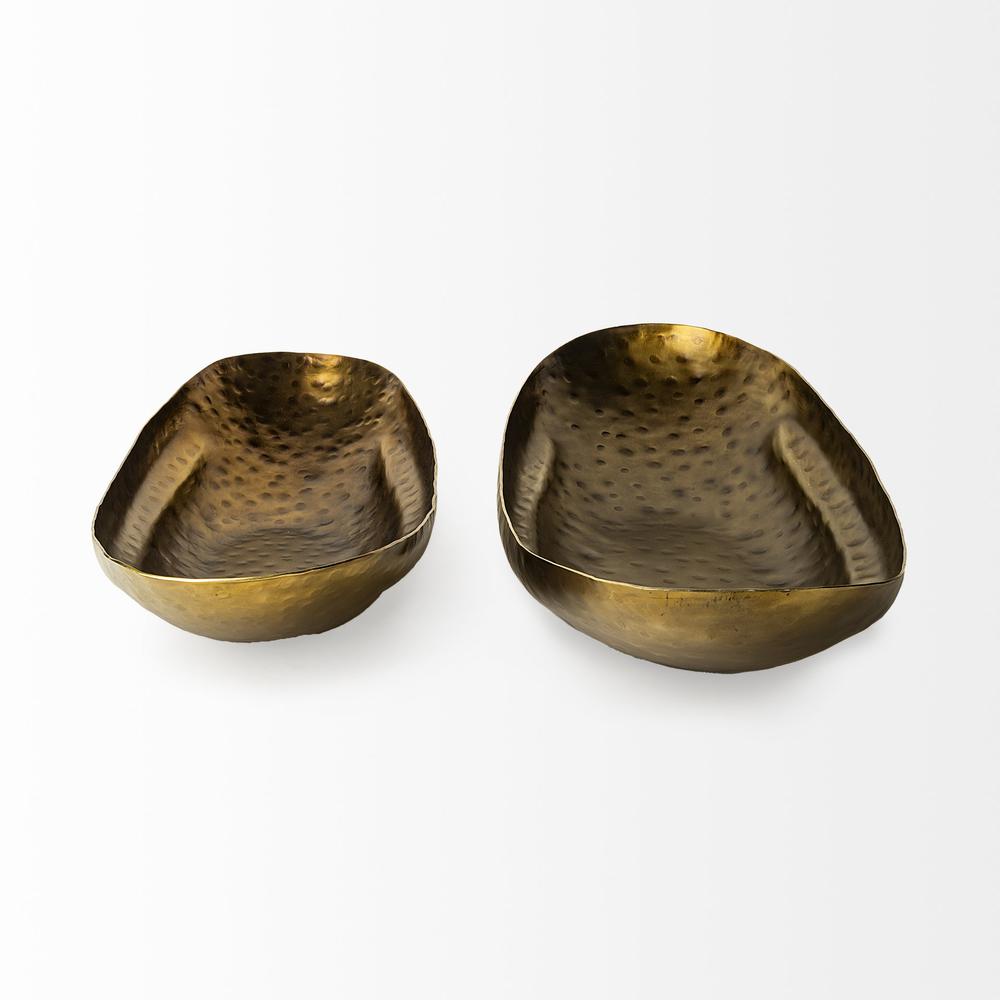 Set of Two Gold Boat Shaped Hammered Bowls Gold. Picture 3