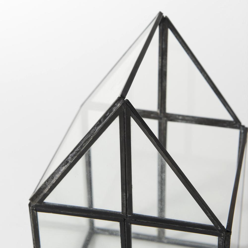 Petite House Shaped Glass Terrarium. Picture 7
