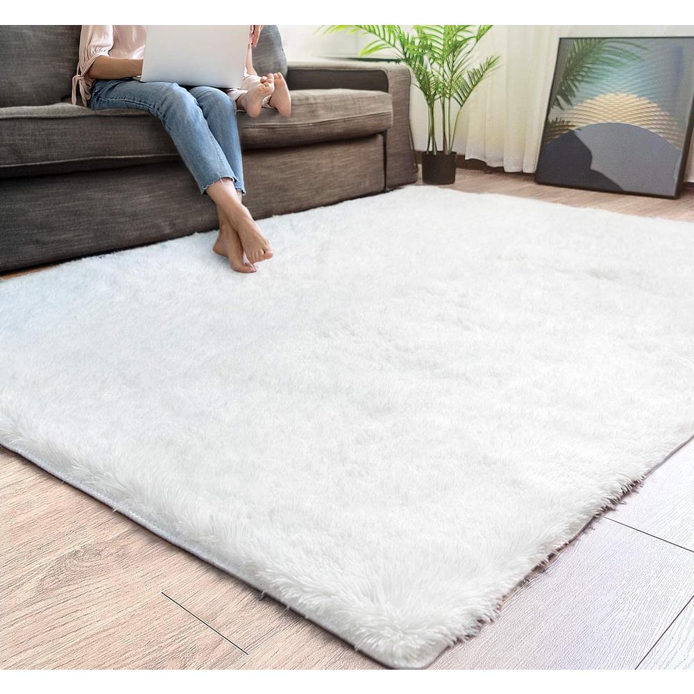 4’ x 5’ White Solid Modern Area Rug White. Picture 1
