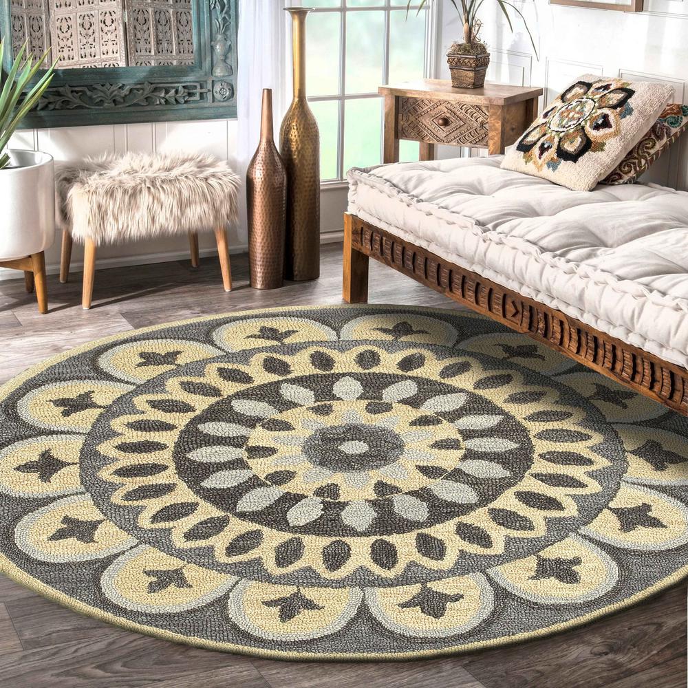 4’ Round Gray Floral Bloom Area Rug Gray. Picture 8