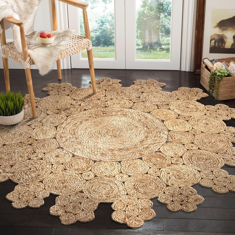 Dazzling Concentric Natural Boutique Jute Rug Natural. Picture 7