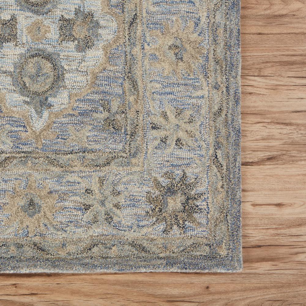 5’ x 8’ Blue and Tan Traditional Area Rug Blue. Picture 6