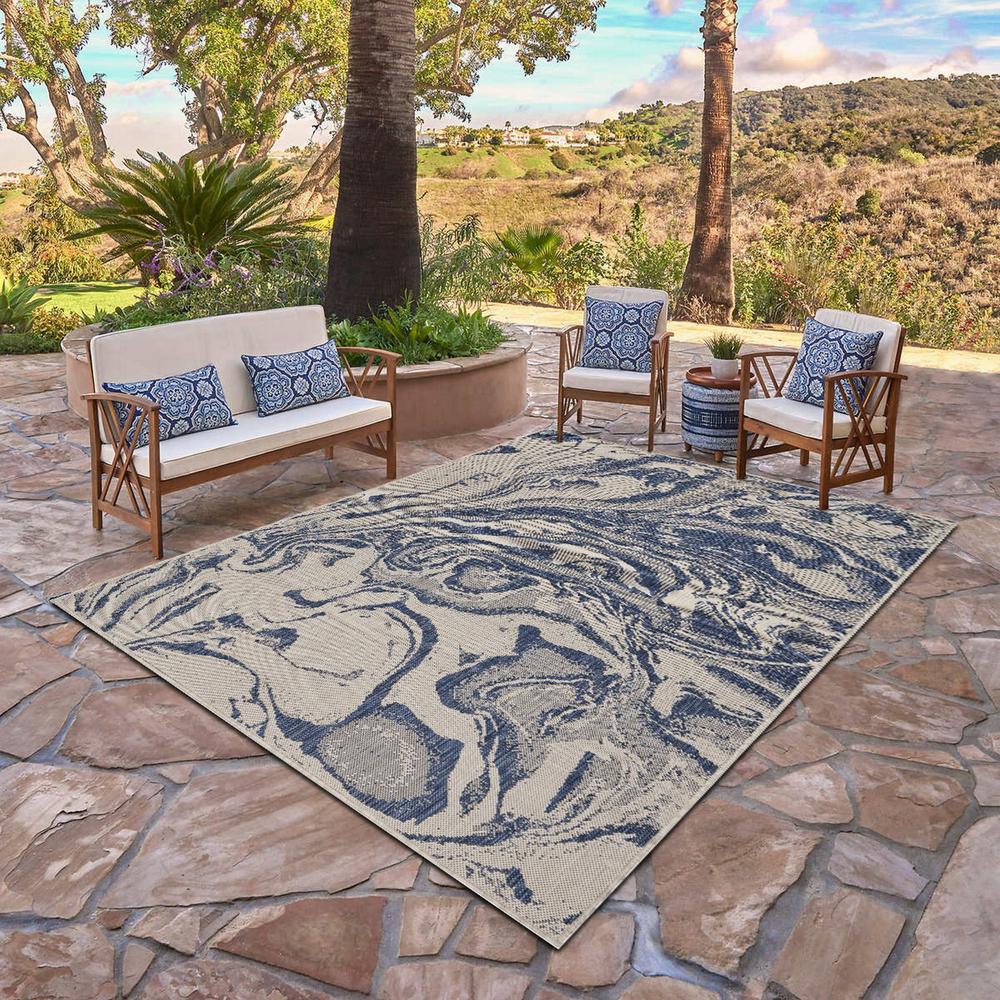 8’ x 10’ Navy Abstract Indoor Outdoor Scatter Rug White/Blue. Picture 7