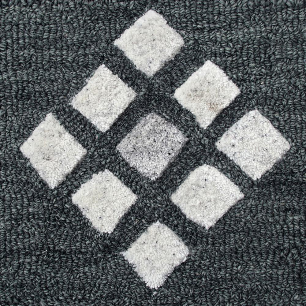 5’ Round Charcoal Geometric Border Area Rug Charcoal. Picture 2