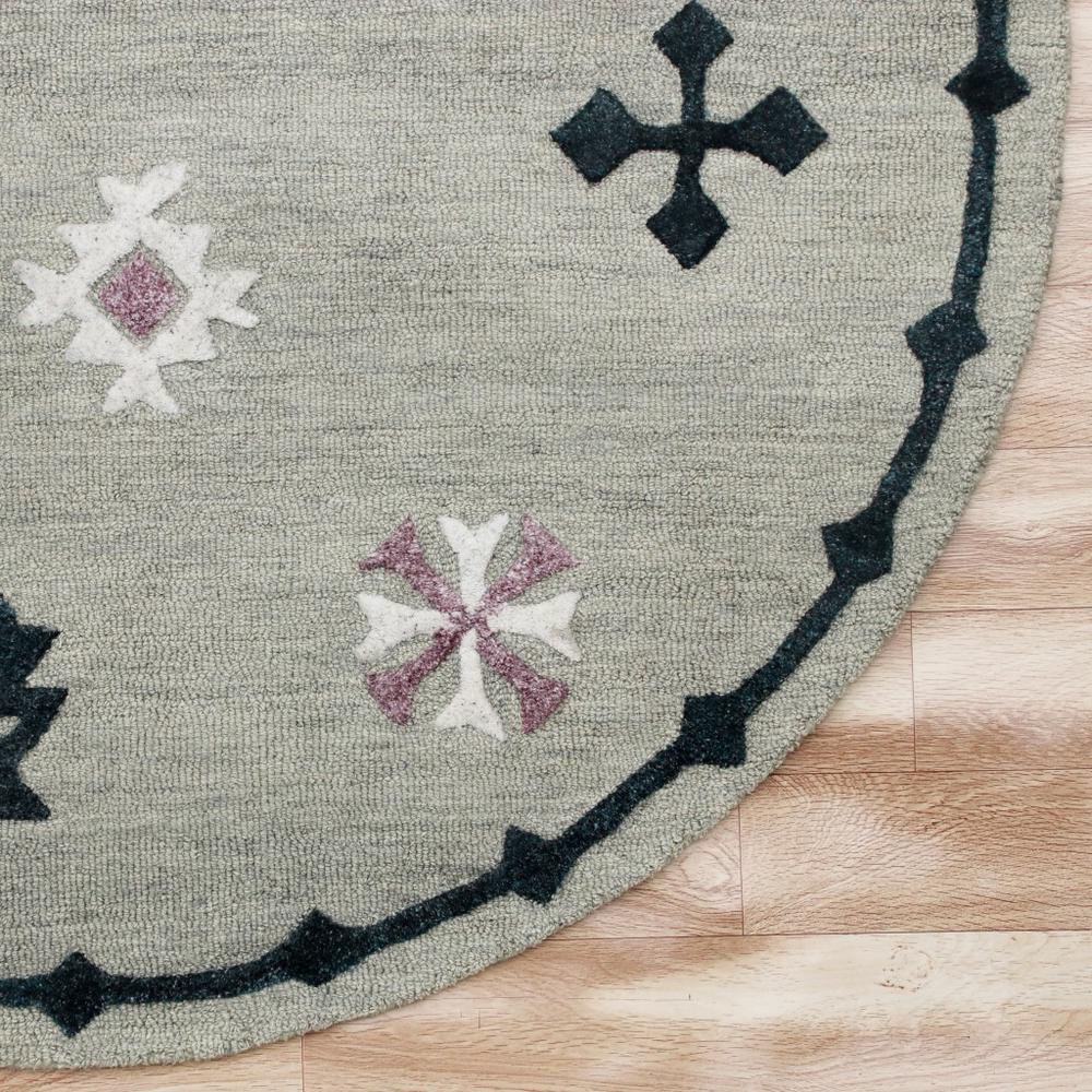 7’ Round Gray Decorative Charm Area Rug Gray. Picture 4