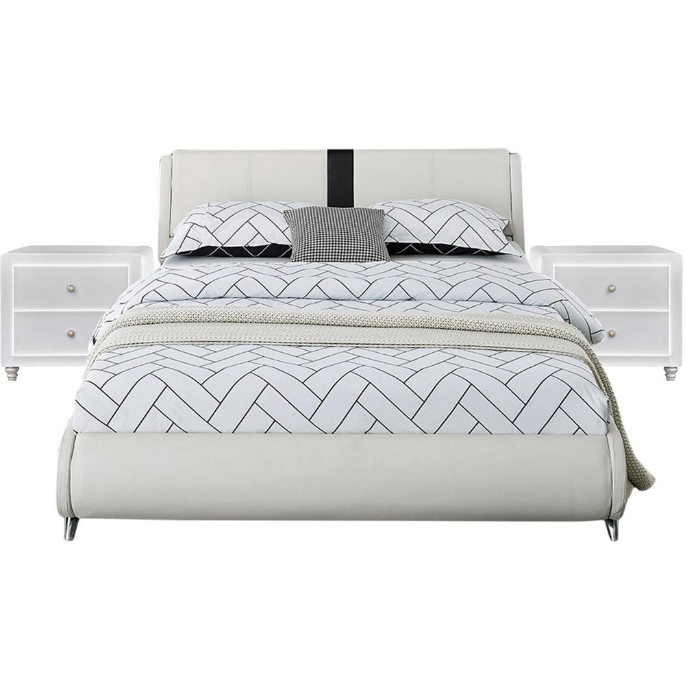 White Platform Queen Bed with Two Nightstands. Picture 7