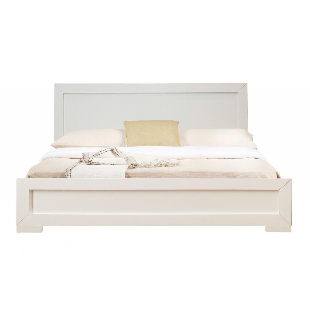 White Wood Full Platform Bed. Picture 1