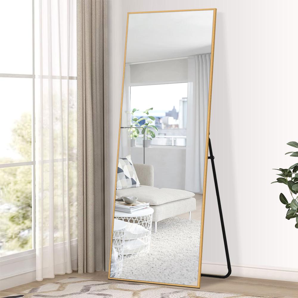 Freestanding Gold Mirror. Picture 4