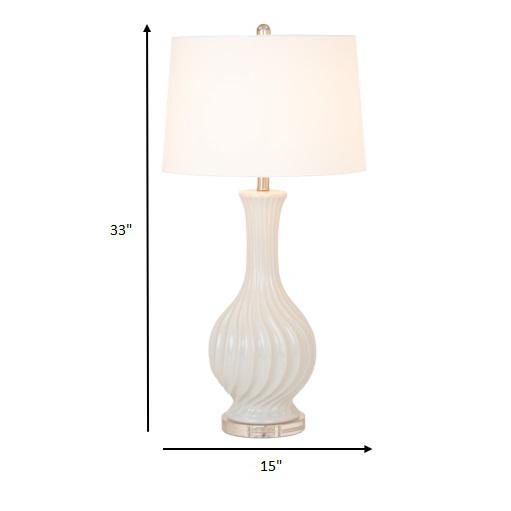 Set of 2 Beige Curved Ceramic Table Lamps. Picture 5