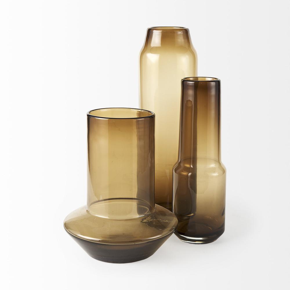 12" Vintage Look Ombre Brown Glass Vase Golden Brown. Picture 3