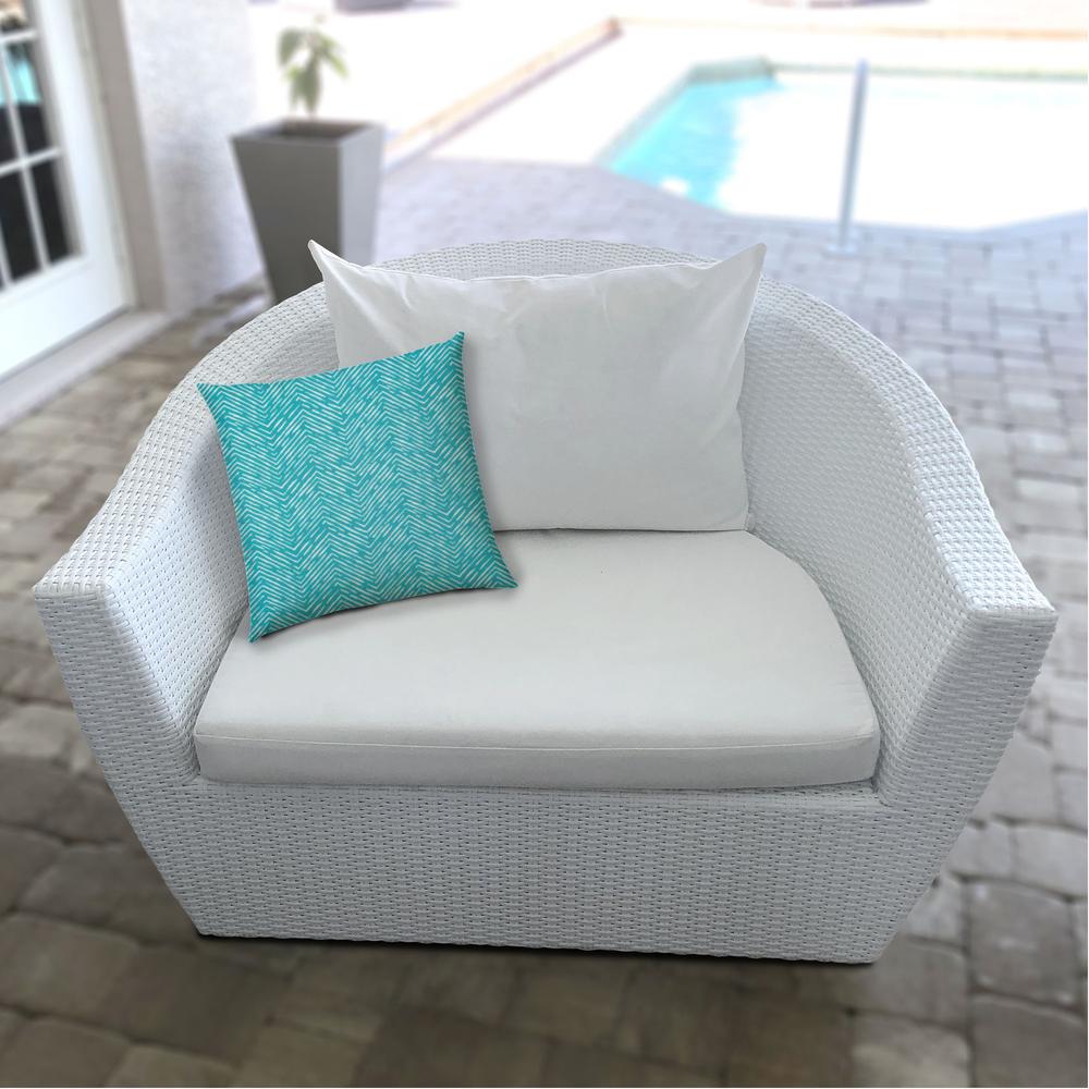 14" X 20" Turquoise And White Blown Seam Zigzag Lumbar Indoor Outdoor Pillow. Picture 4