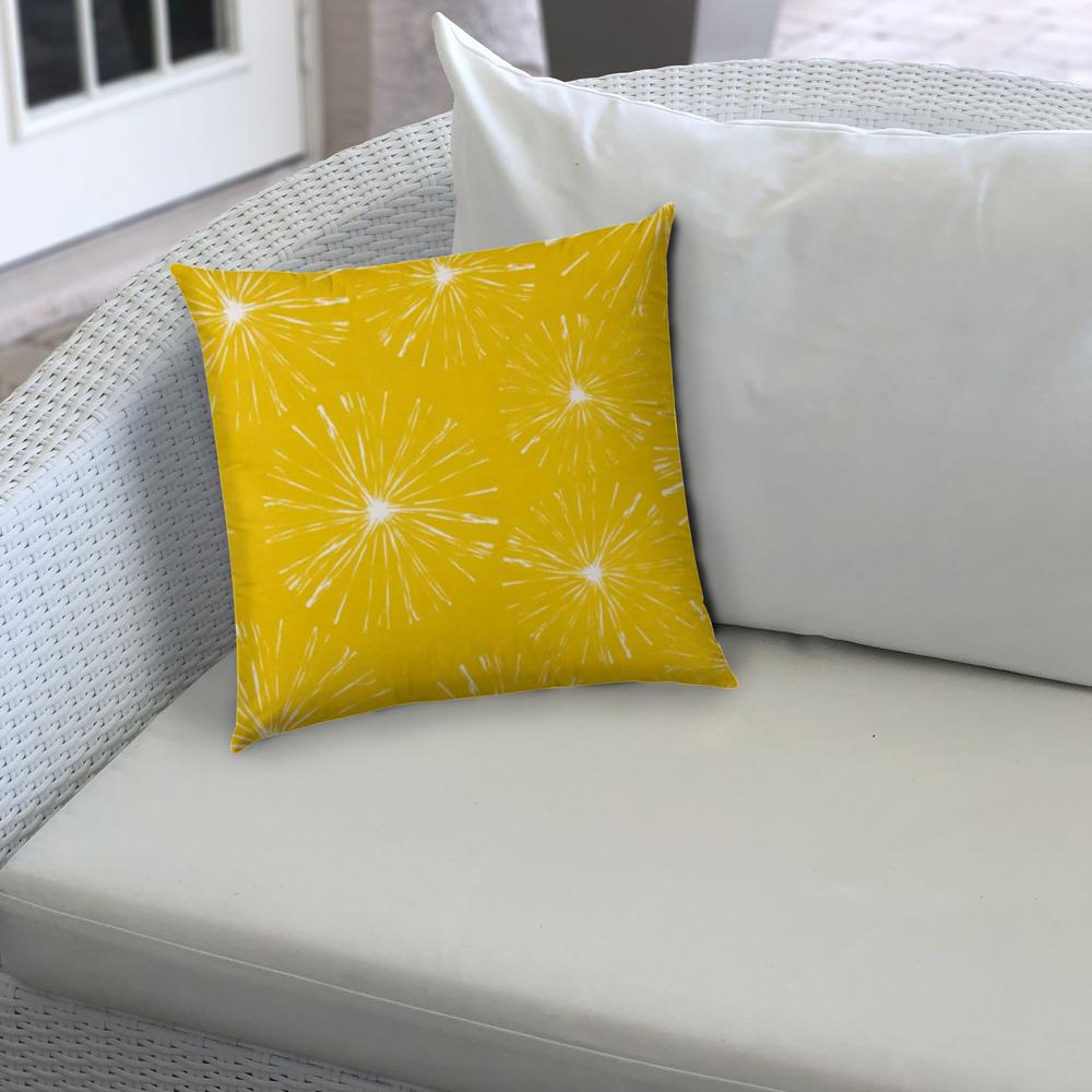 14" X 20" Cream And White Blown Seam Floral Lumbar Indoor Outdoor Pillow. Picture 3