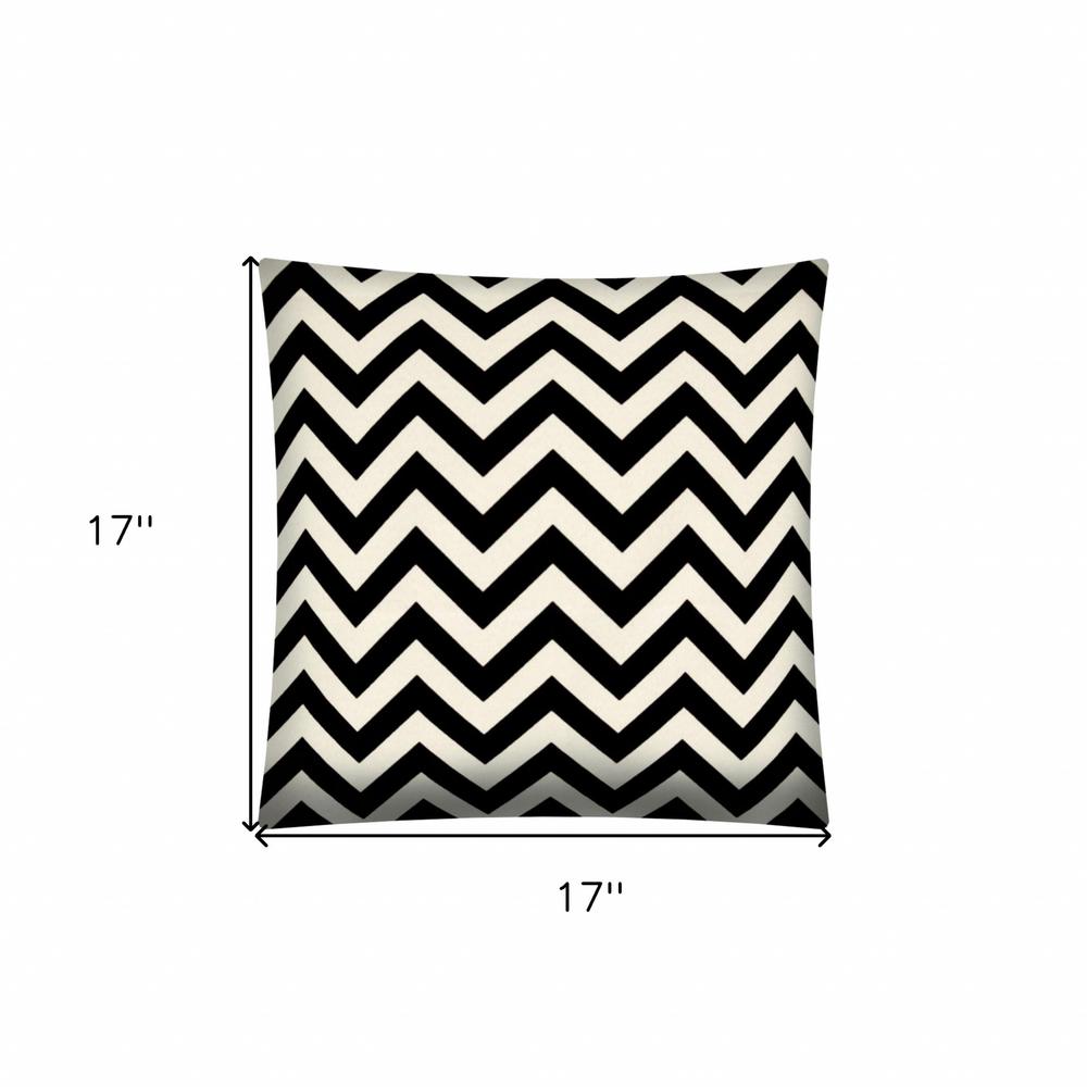 17" X 17" Black And Ivory Blown Seam Zigzag Throw Indoor Outdoor Pillow. Picture 4