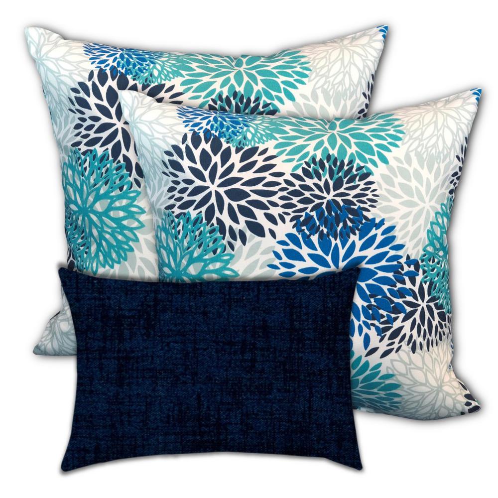 18" X 18" Blue And White Blown Seam Floral Throw Indoor Outdoor Pillow. Picture 5