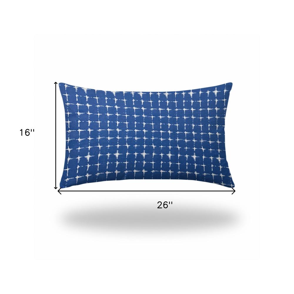 16" X 26" Blue And White Enveloped Abstract Lumbar Indoor Outdoor Pillow. Picture 4