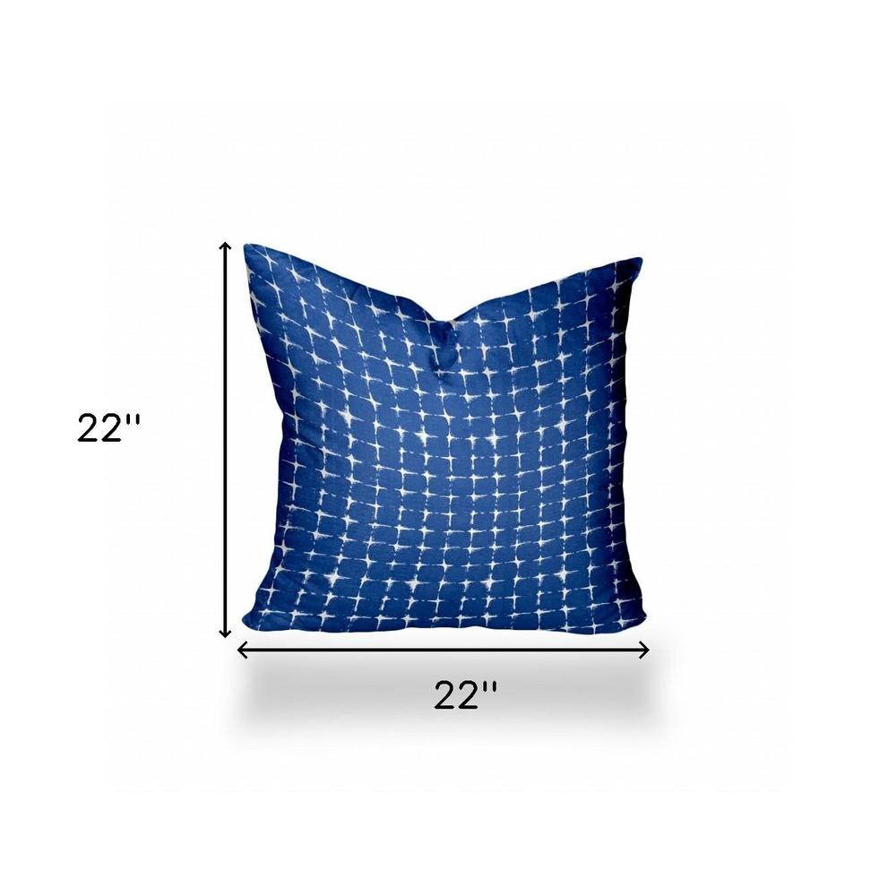 22" X 22" Blue And White Zippered Gingham Throw Indoor Outdoor Pillow. Picture 4