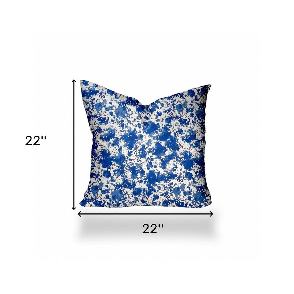22" X 22" Blue And White Enveloped Coastal Throw Indoor Outdoor Pillow. Picture 4