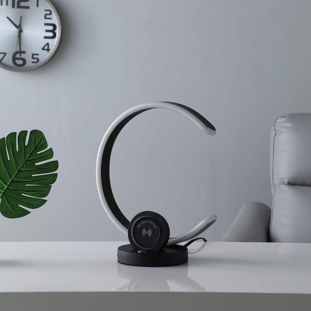 13" Black Contempo Shape LED  with USB Desk or Table Lamp. Picture 5