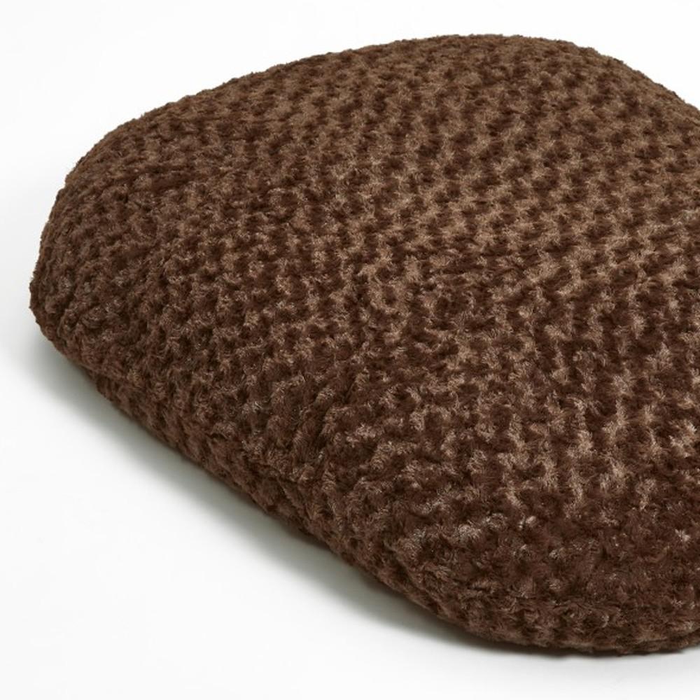 Brown 2" x 3" Lux Faux Fur Oval Pet Bed. Picture 5
