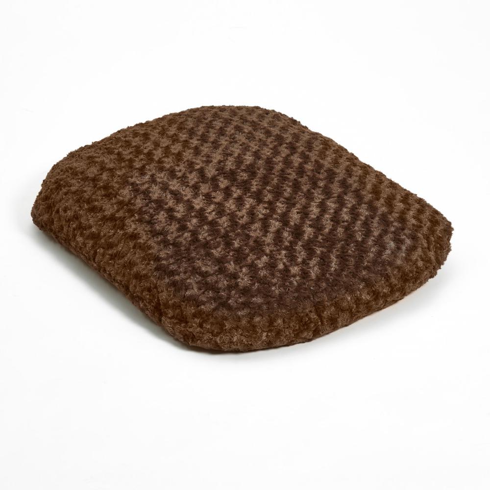 Brown 3" x 4" Lux Faux Fur Oval Pet Bed. Picture 1