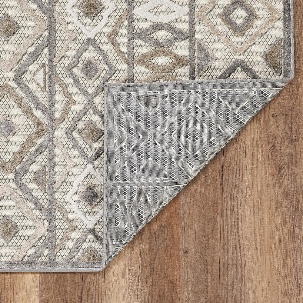 8’ x 10’ Gray Ivory Aztec Pattern Indoor Outdoor Area Rug. Picture 3