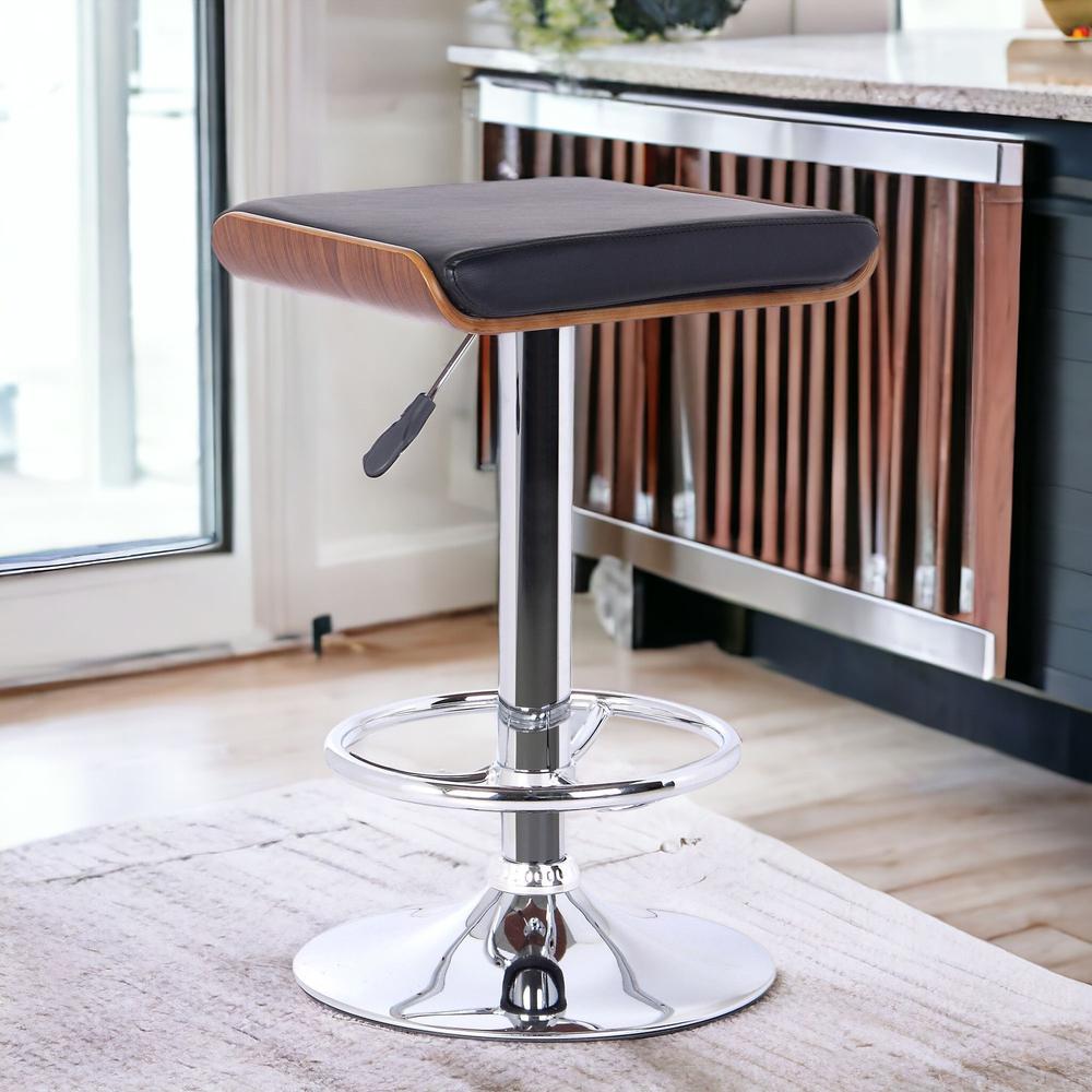 26" Black Faux Leather Chrome Finished Bar Stool. Picture 2