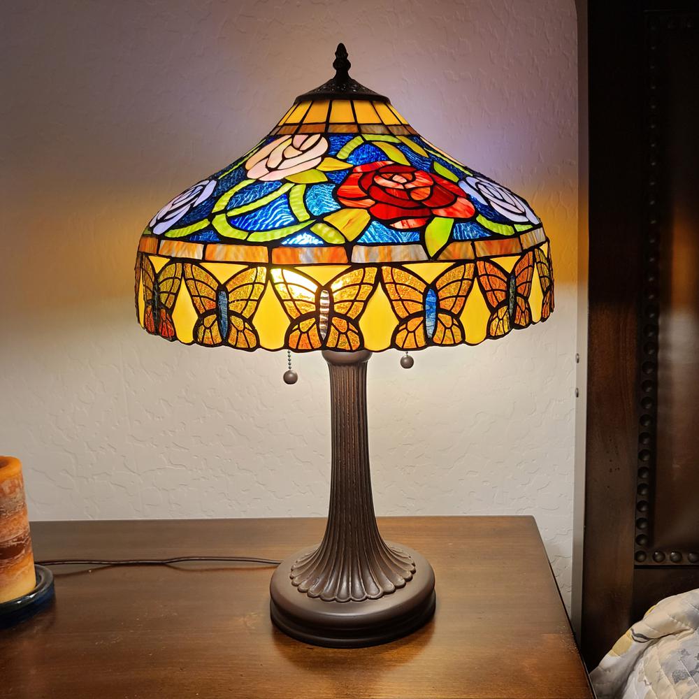 24" Stained Glass Red Roses Accent Table Lamp. Picture 8