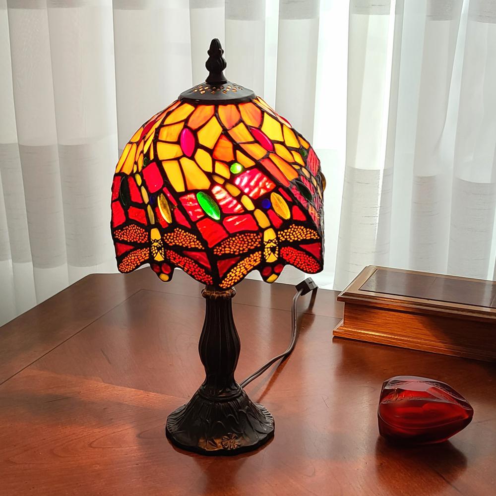 15" Tiffany Style Stained Glass Dragonflies Table Lamp. Picture 4