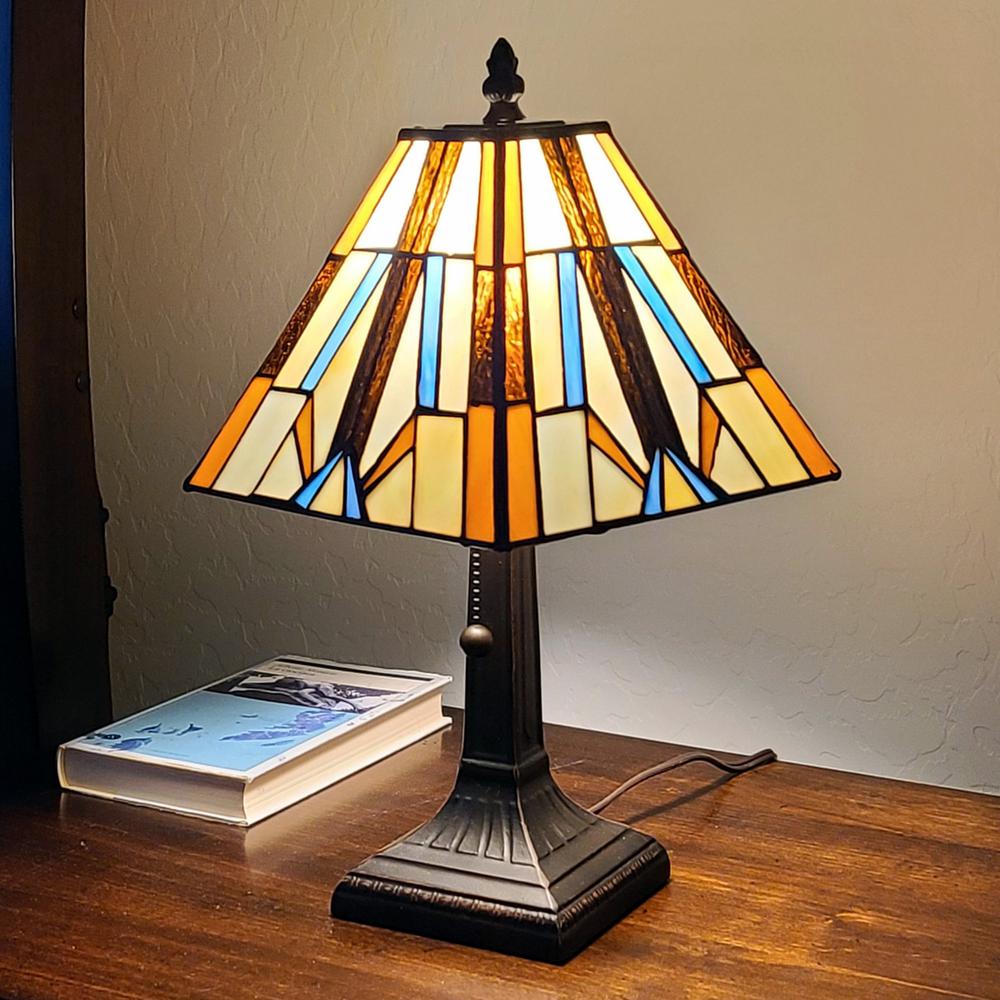 16" Tiffany Style Mission Style Squared Shade Table Lamp. Picture 2
