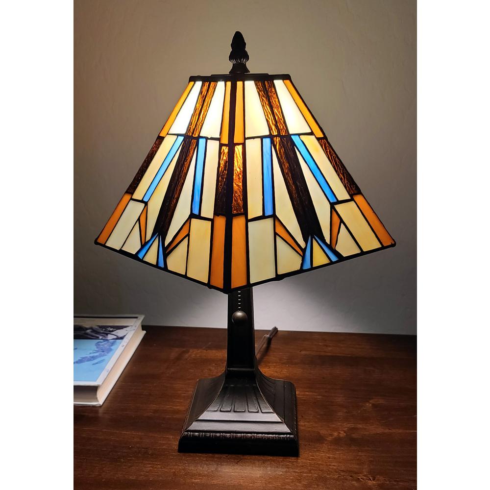 16" Tiffany Style Mission Style Squared Shade Table Lamp. Picture 3