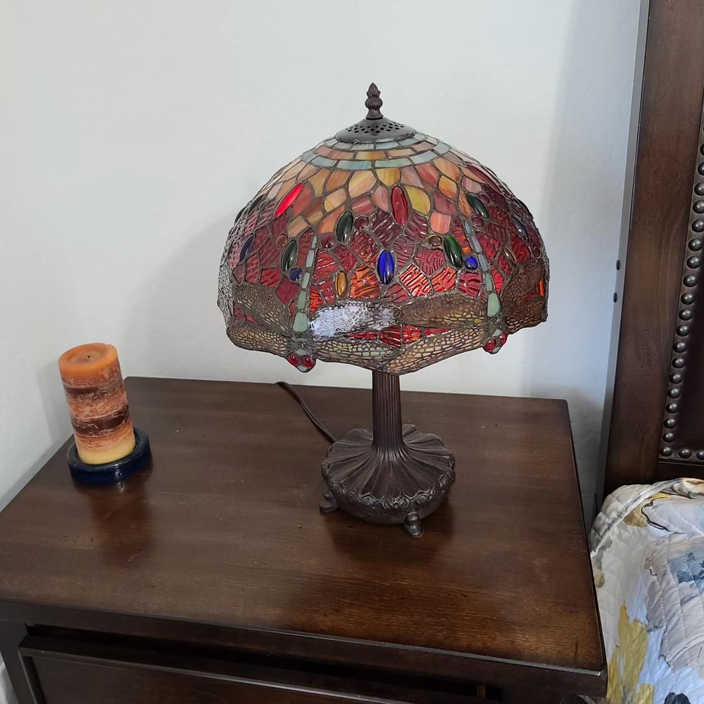 20" Stained Glass Two Light Dragonfly Accent Table Lamp. Picture 4