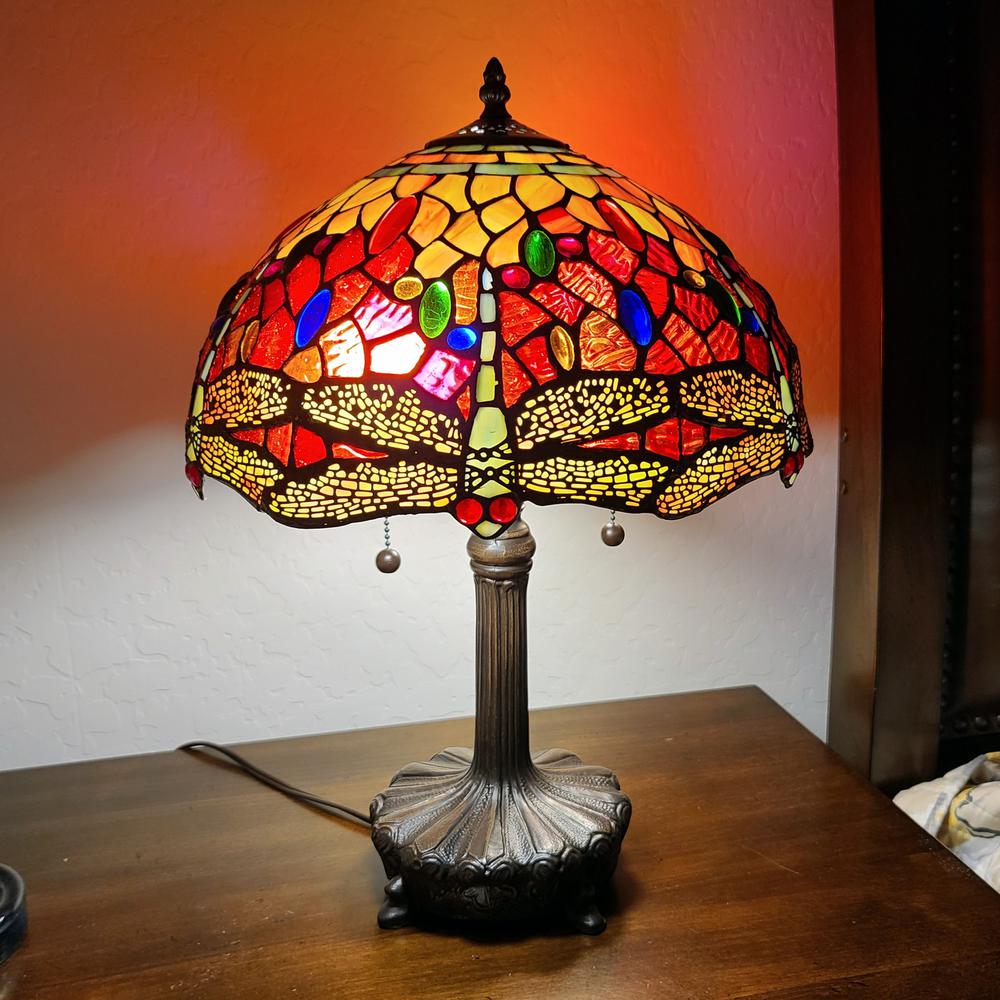 20" Stained Glass Two Light Dragonfly Accent Table Lamp. Picture 5
