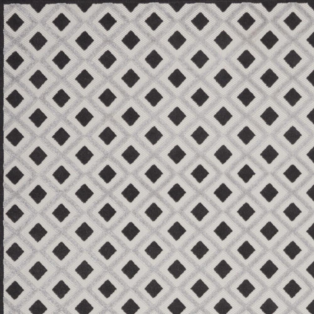 10' X 13' Black And White Gingham Non Skid Indoor Outdoor Area Rug. Picture 3
