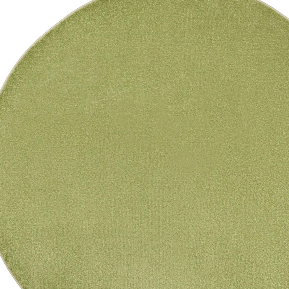 8' X 8' Green Round Non Skid Indoor Outdoor Area Rug. Picture 3