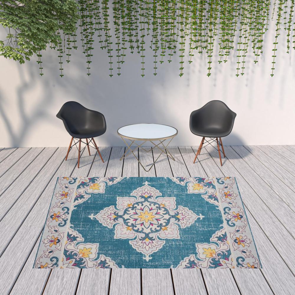 8' X 10' Blue And Ivory Floral Stain Resistant Indoor Outdoor Area Rug. Picture 2
