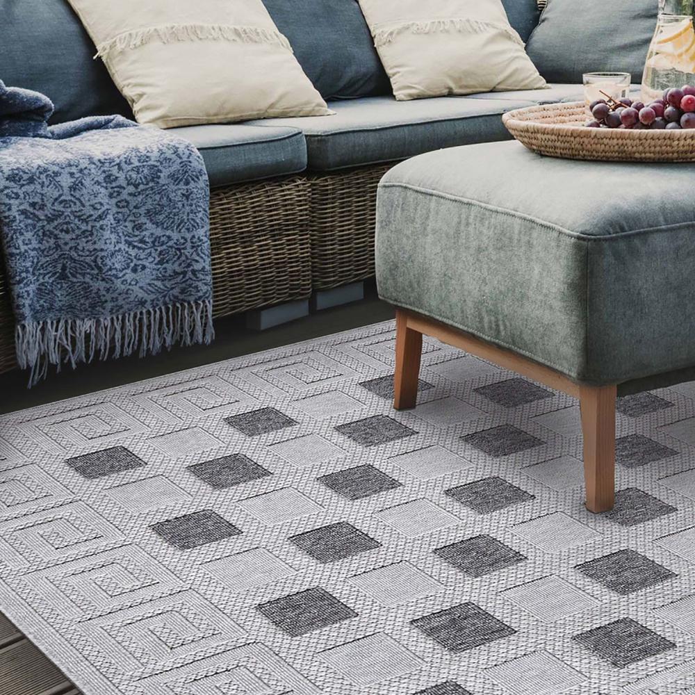 7' X 9' Grey Geometric Stain Resistant Non Skid Indoor Outdoor Area Rug. Picture 8
