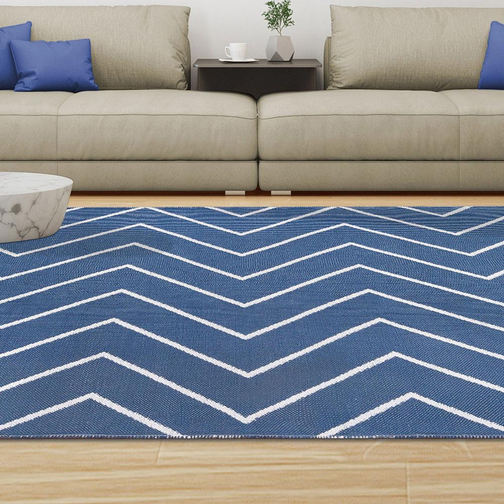 3' X 5' Navy Blue Waves Stain Resistant Indoor Outdoor Area Rug. Picture 8