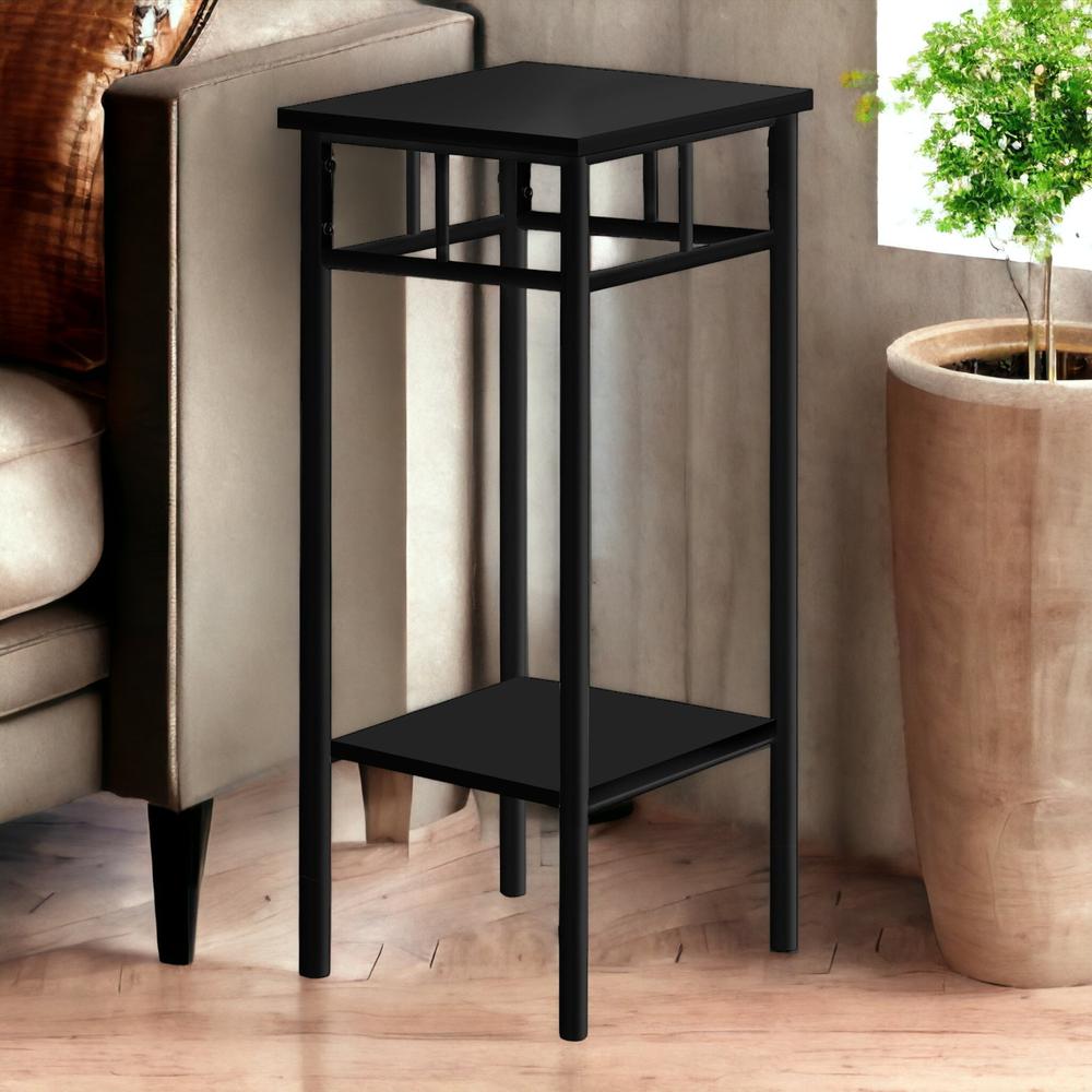 28" Black End Table With Shelf. Picture 6