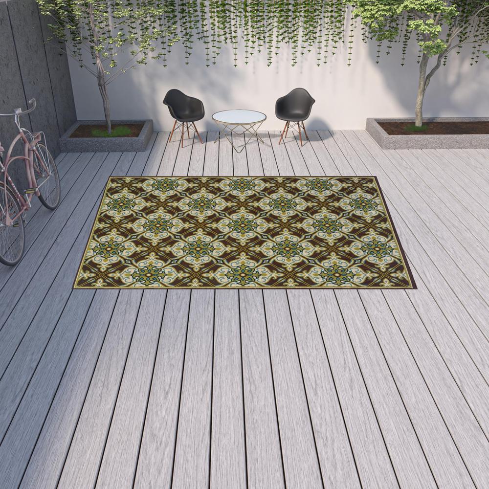 9' X 13' Brown and Ivory Floral Stain Resistant Indoor Outdoor Area Rug. Picture 2
