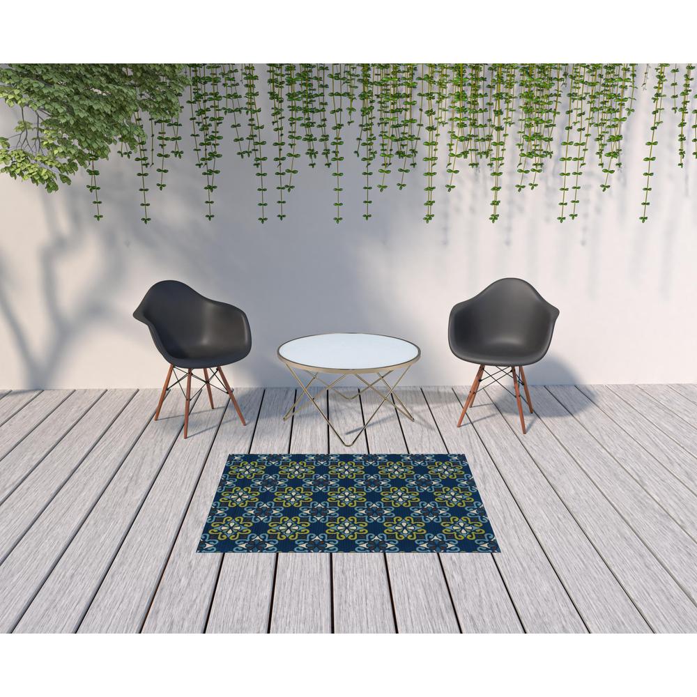 4' x 6' Blue and Green Floral Stain Resistant Indoor Outdoor Area Rug. Picture 2