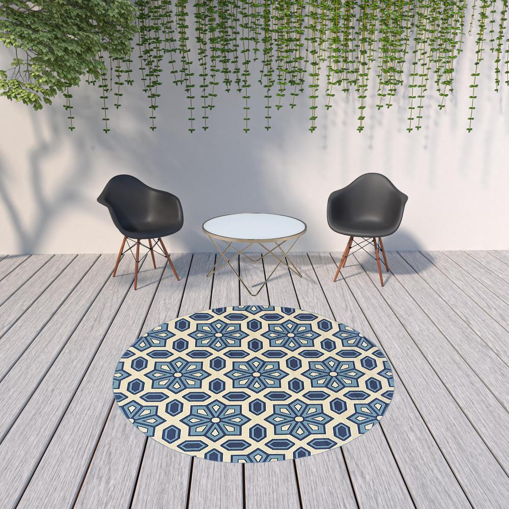 8' x 8' Ivory and Blue Round Geometric Stain Resistant Indoor Outdoor Area Rug. Picture 2