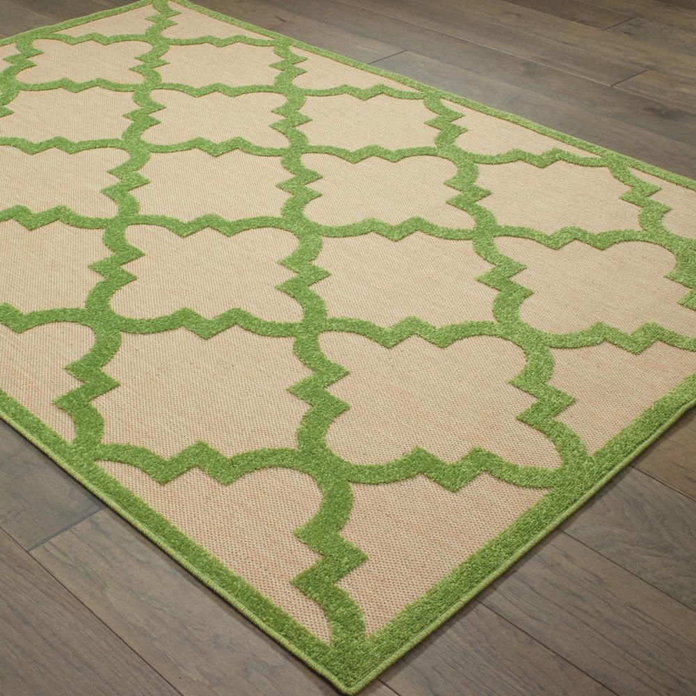 10' x 13' Green Geometric Stain Resistant Indoor Outdoor Area Rug. Picture 4