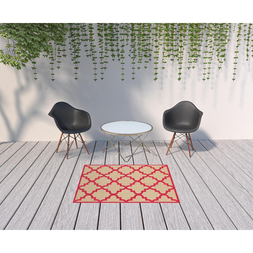 4' x 5' Red Geometric Stain Resistant Indoor Outdoor Area Rug. Picture 2